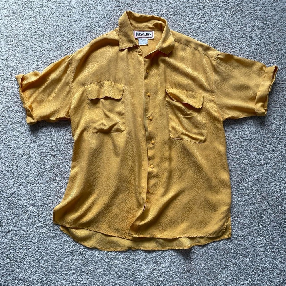 100% SILK VINTAGE SNAKE PRINT SHIRT 🐍💫